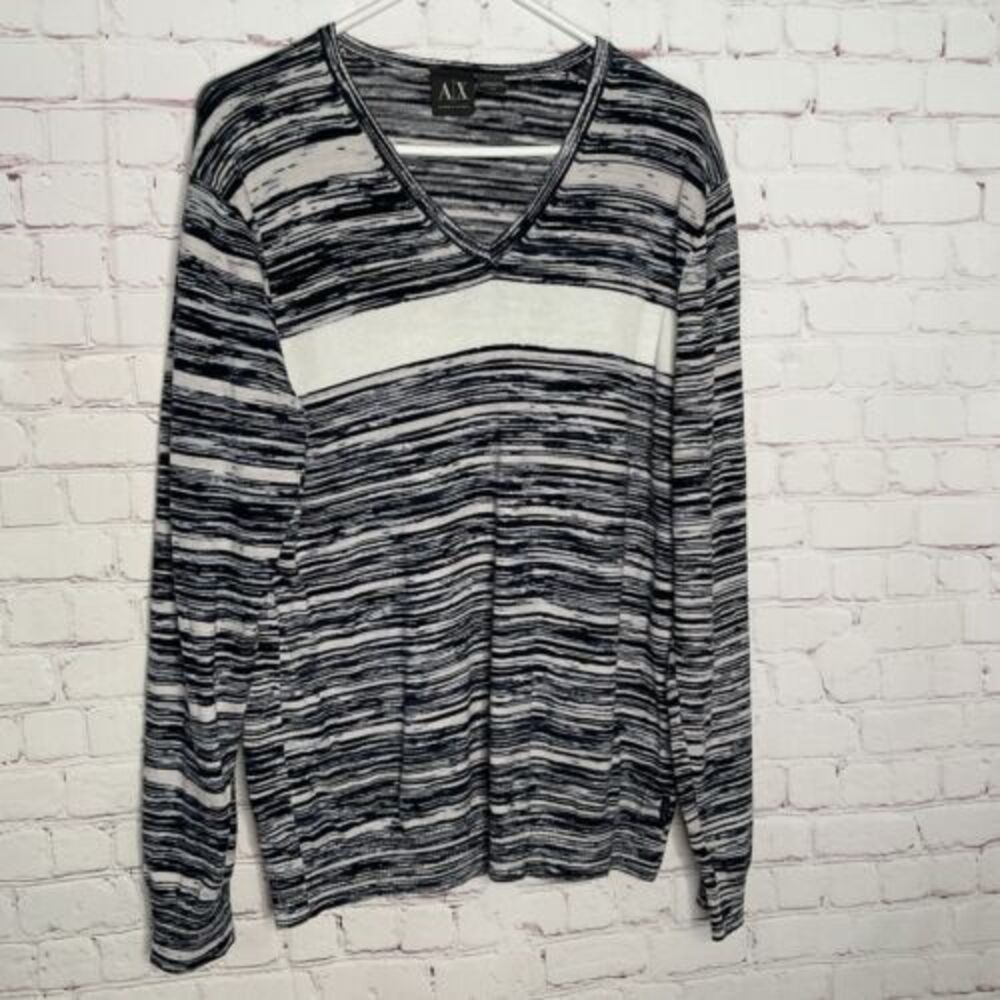 Armani Exchange Sweater Men’s size Large Blue White Stripes V-Neck Knit Pullover
